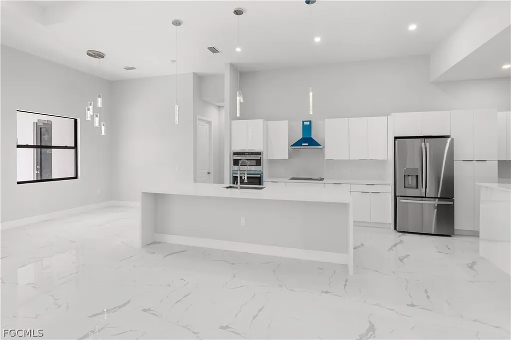 4020 NW 20th Street Cape Coral FL 33993