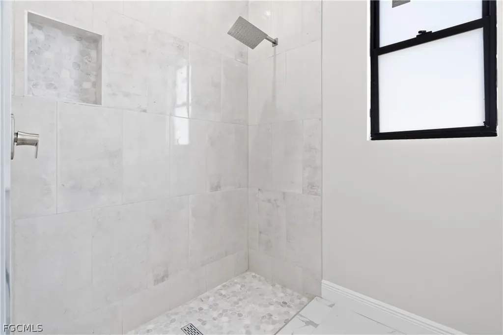 4020 NW 20th Street Cape Coral FL 33993