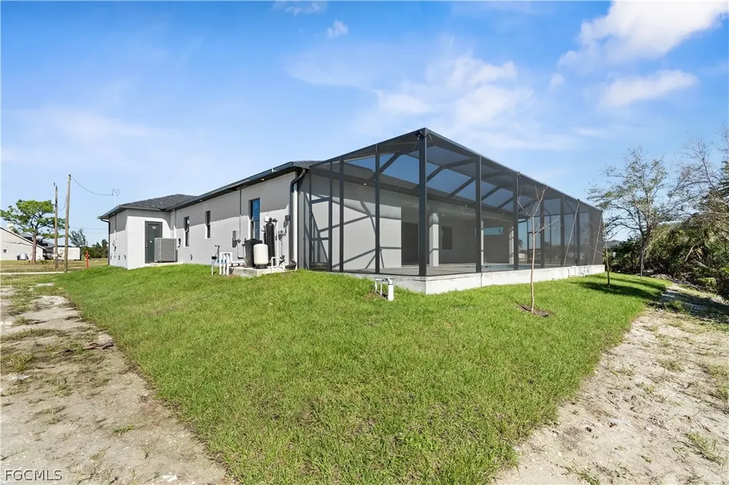 4020 NW 20th Street Cape Coral FL 33993