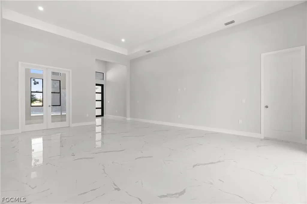 4020 NW 20th Street Cape Coral FL 33993