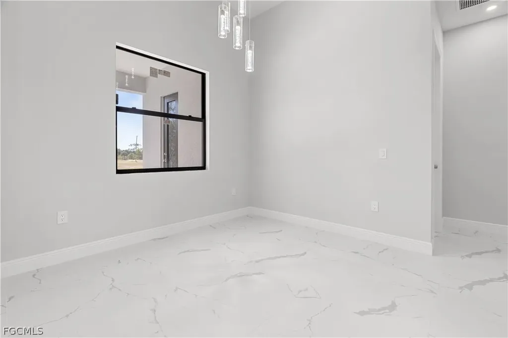 4020 NW 20th Street Cape Coral FL 33993