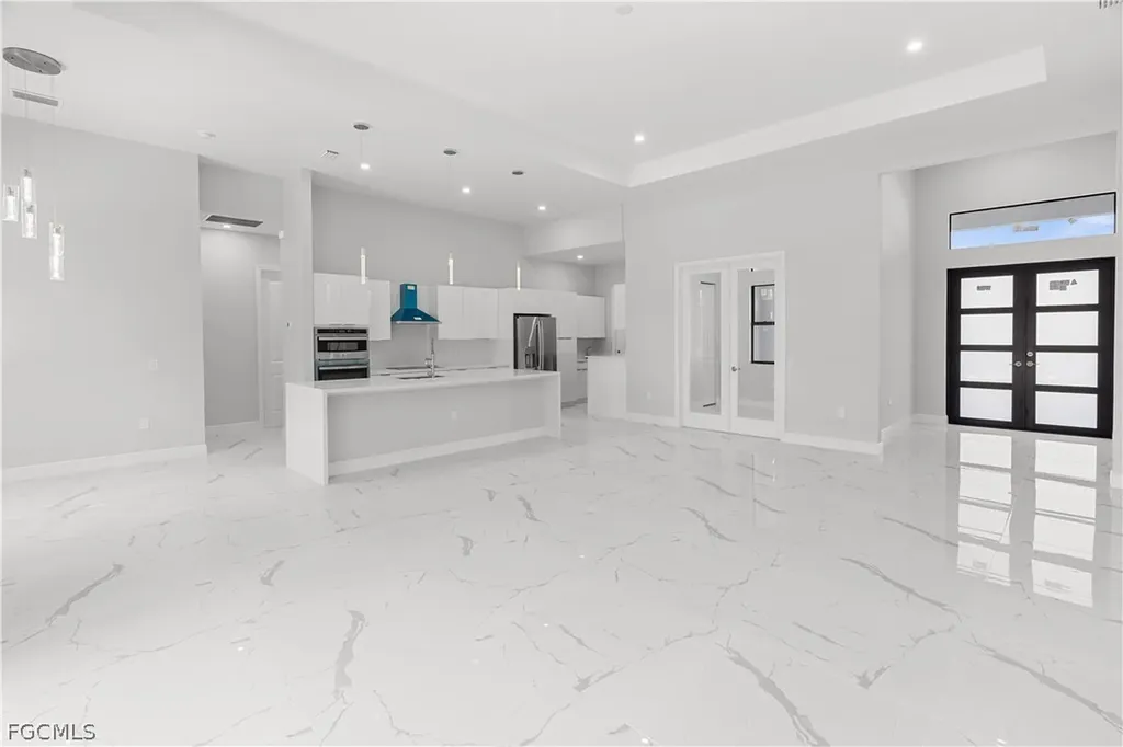 4020 NW 20th Street Cape Coral FL 33993
