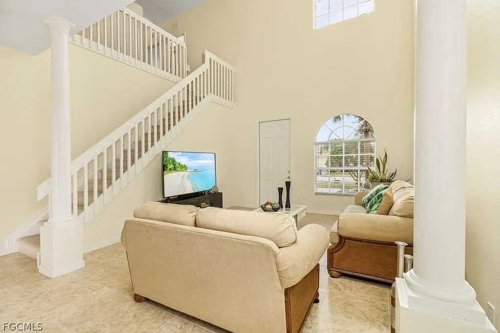 2557 Keystone Lake Drive Cape Coral FL 33909