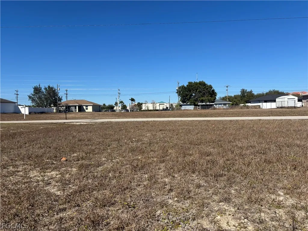 1630 NE 23rd Terrace Cape Coral FL 33909