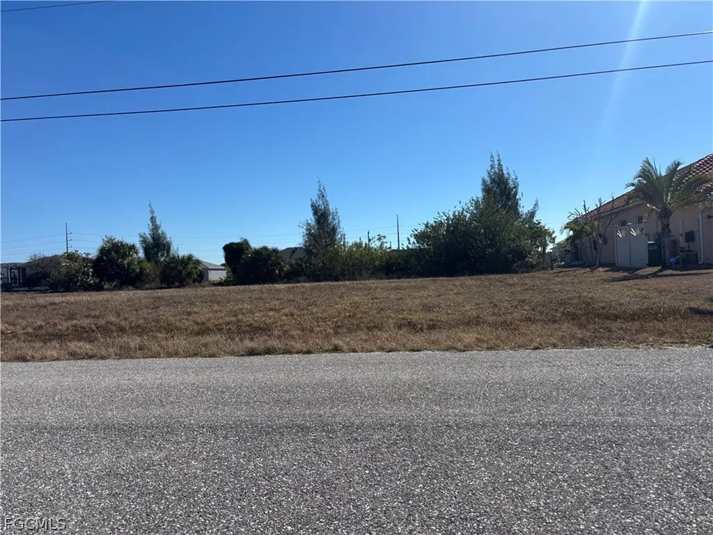 416 NW 9th Street Cape Coral FL 33993