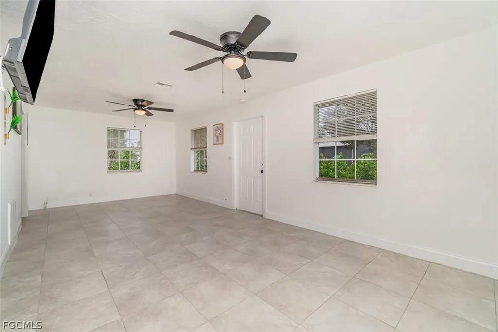 21 Cabana Avenue North Fort Myers FL 33903