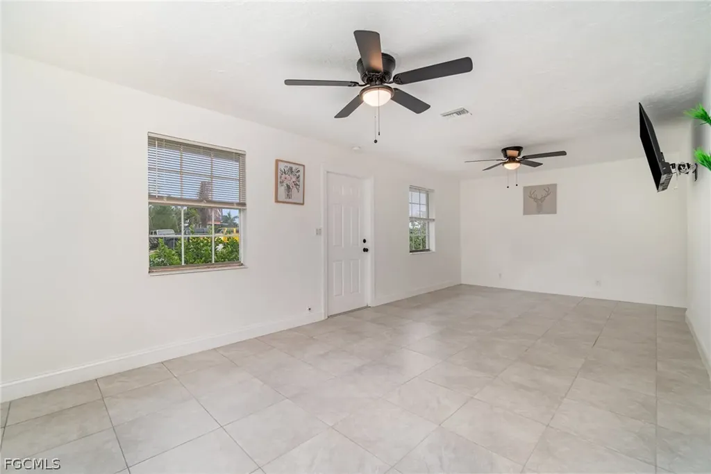 21 Cabana Avenue North Fort Myers FL 33903