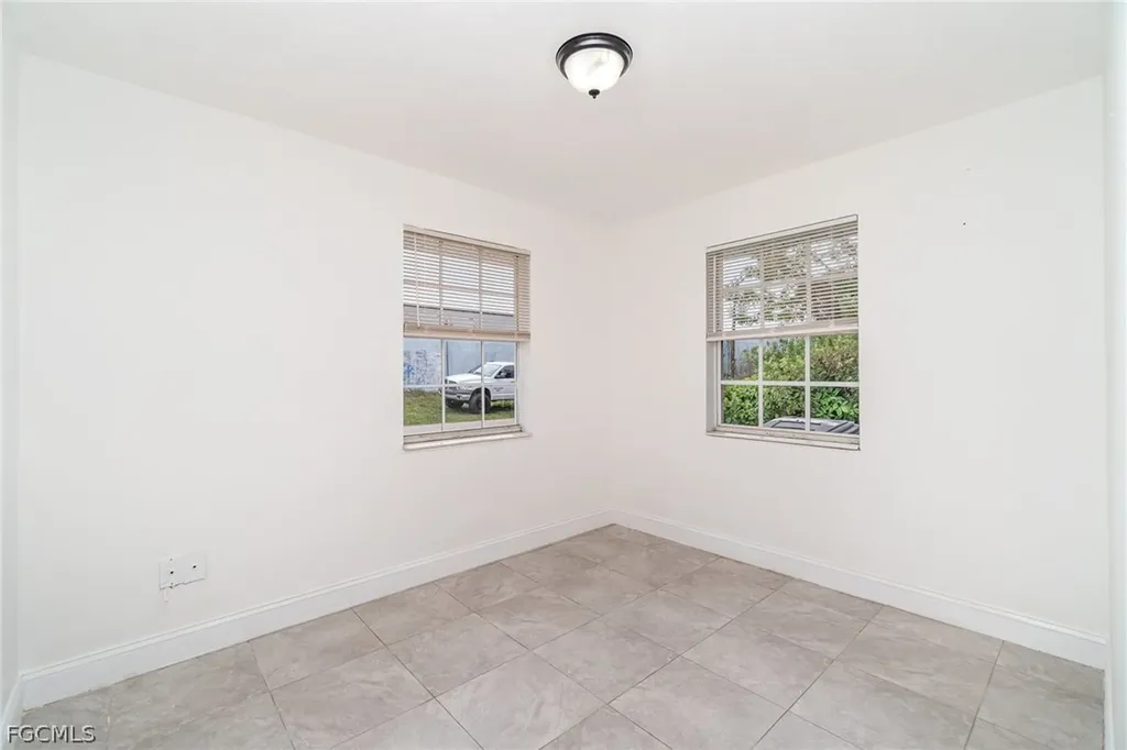 21 Cabana Avenue North Fort Myers FL 33903
