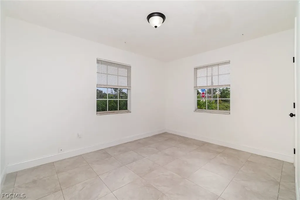 21 Cabana Avenue North Fort Myers FL 33903