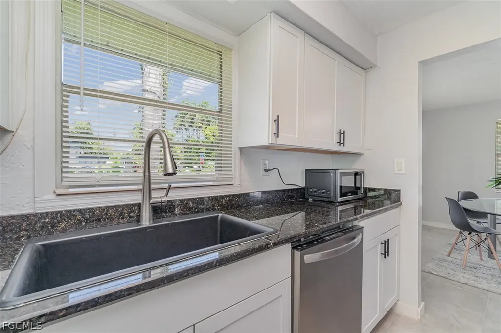 21 Cabana Avenue North Fort Myers FL 33903