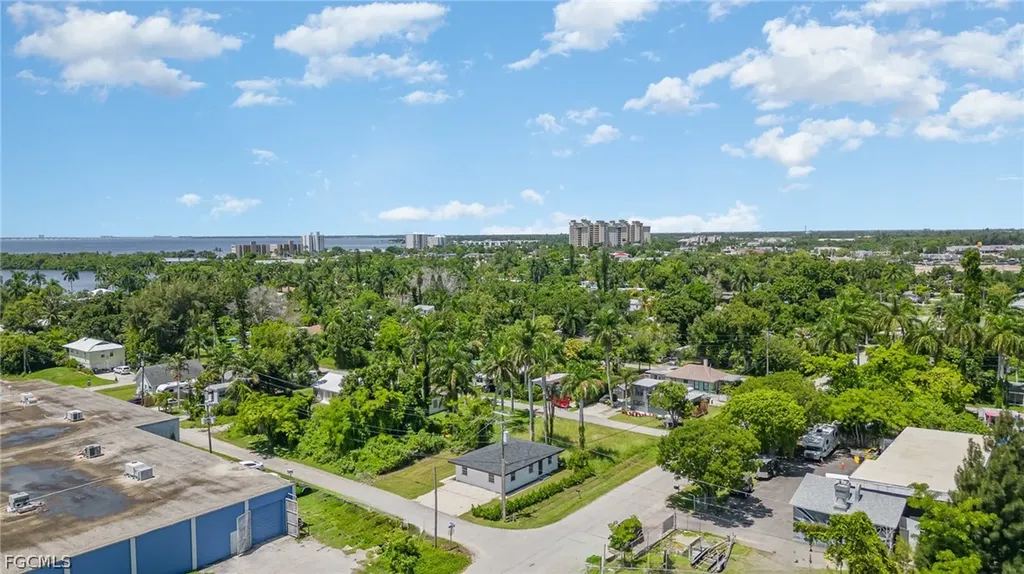 21 Cabana Avenue North Fort Myers FL 33903