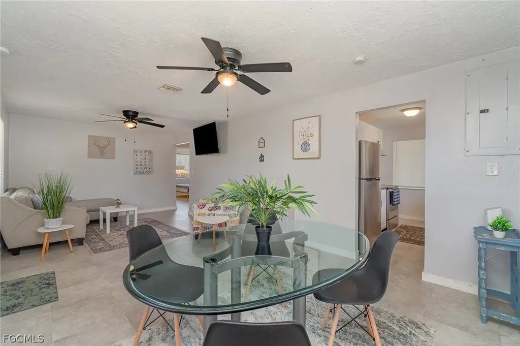 21 Cabana Avenue North Fort Myers FL 33903