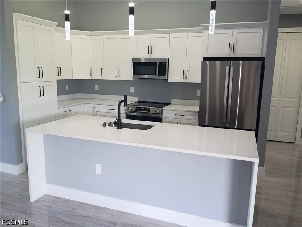 5102 Lee Circle S Lehigh Acres FL 33971