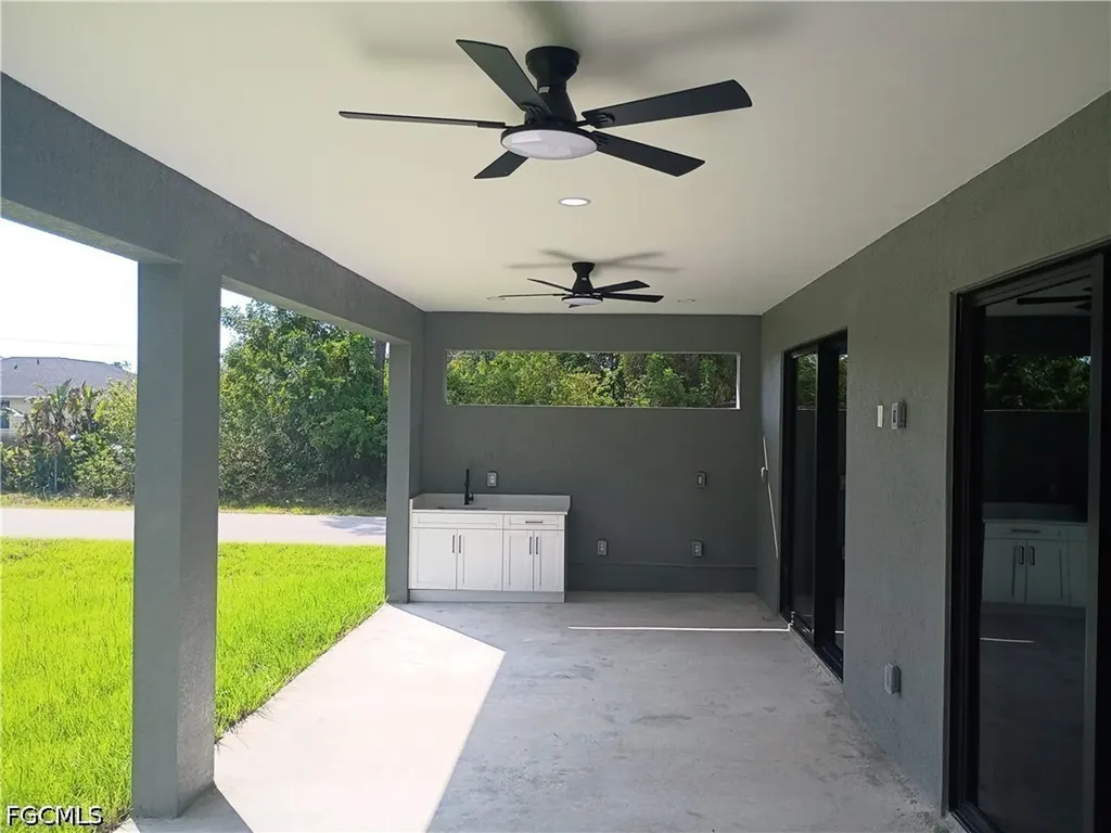 5102 Lee Circle S Lehigh Acres FL 33971