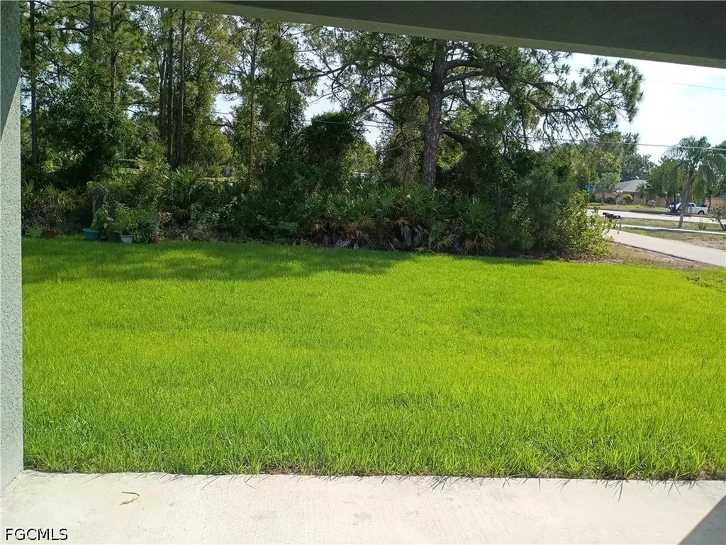 5102 Lee Circle S Lehigh Acres FL 33971
