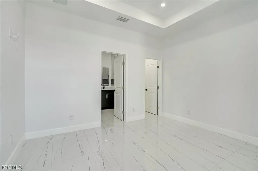 4725/4727 27th Street SW Lehigh Acres FL 33973