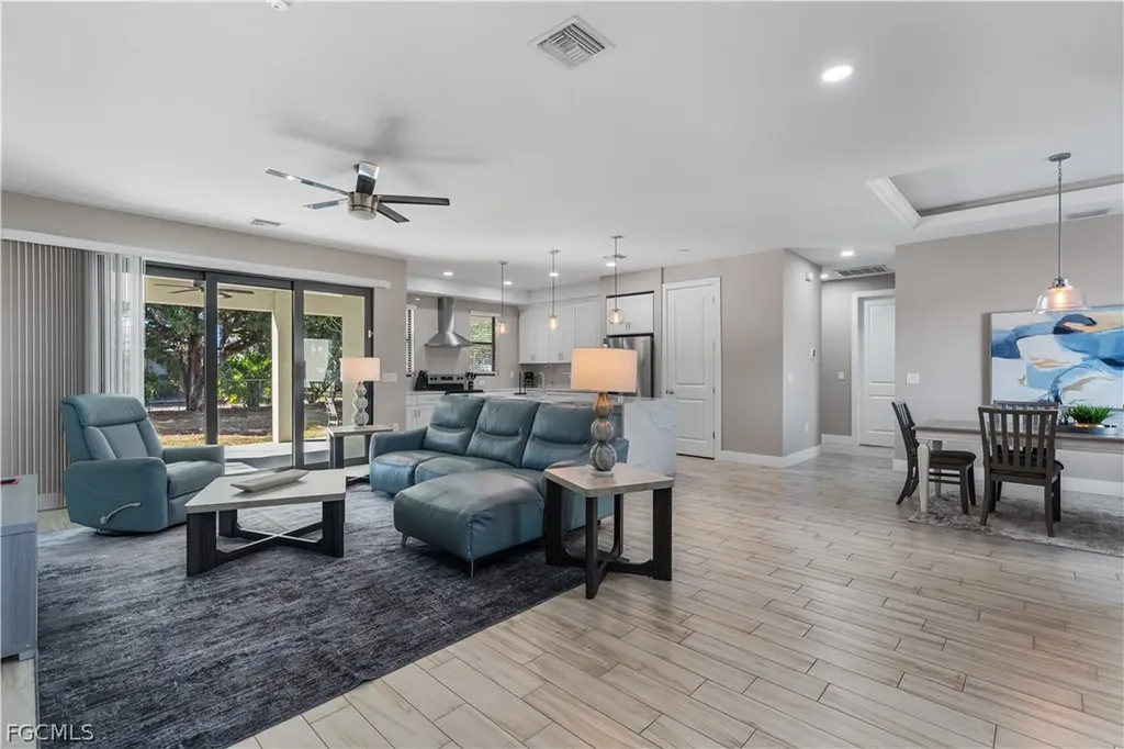 36 NW 12th Place Cape Coral FL 33993