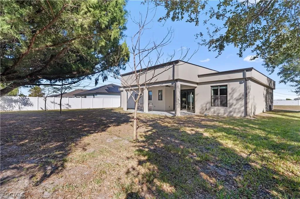 36 NW 12th Place Cape Coral FL 33993