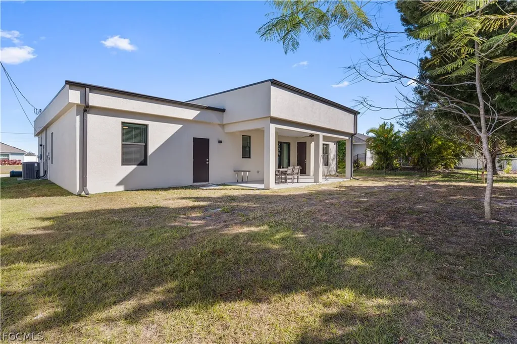 36 NW 12th Place Cape Coral FL 33993