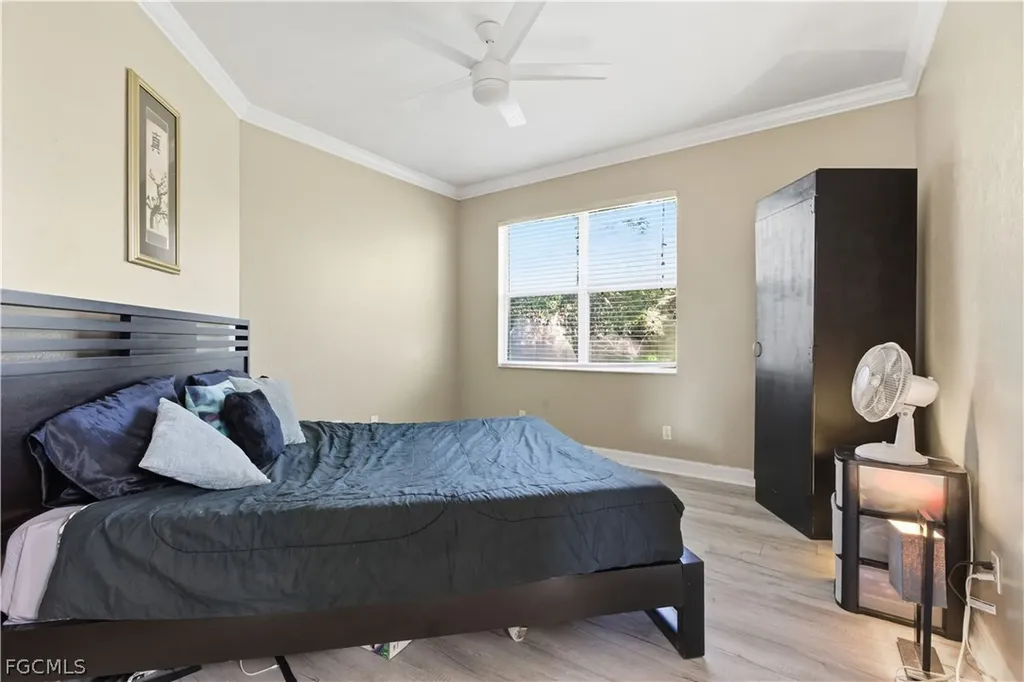 4263 Liron Avenue Fort Myers FL 33916