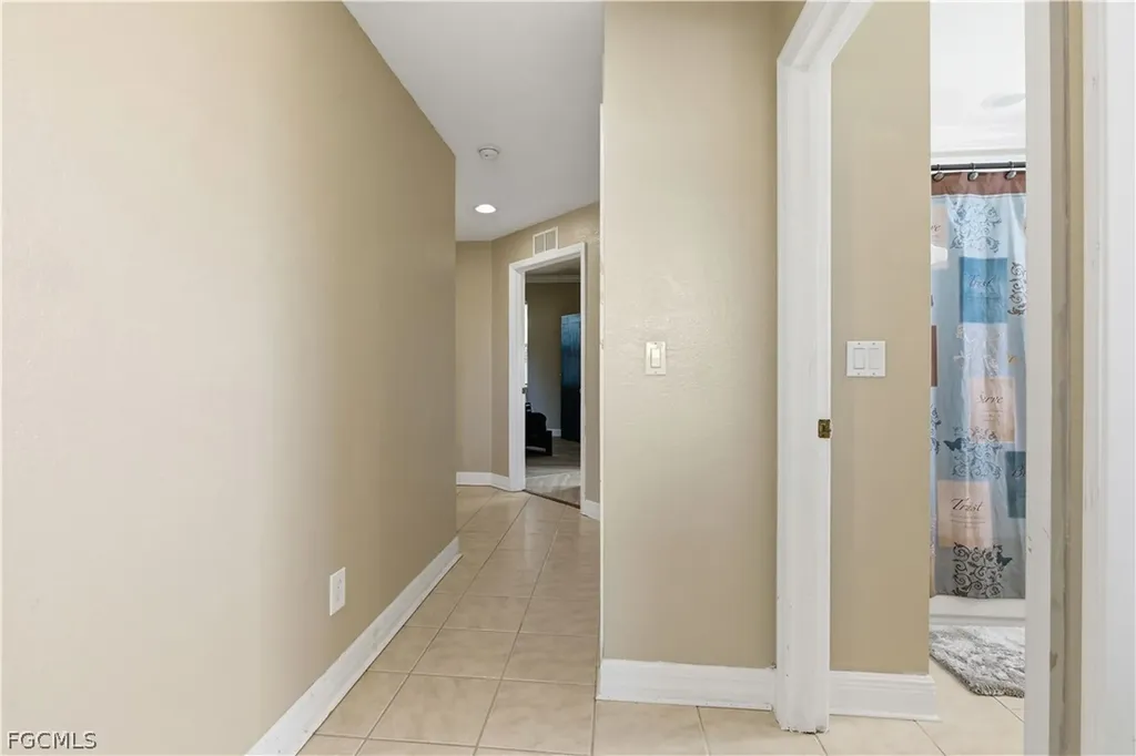 4263 Liron Avenue Fort Myers FL 33916