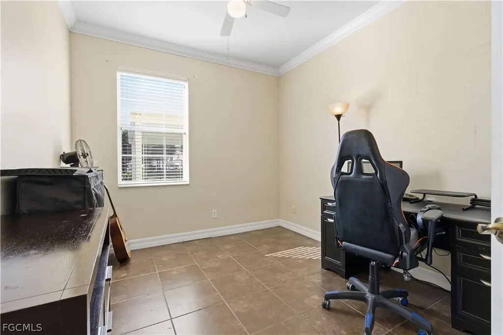 4263 Liron Avenue Fort Myers FL 33916
