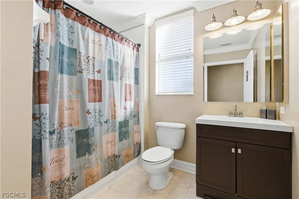 4263 Liron Avenue Fort Myers FL 33916