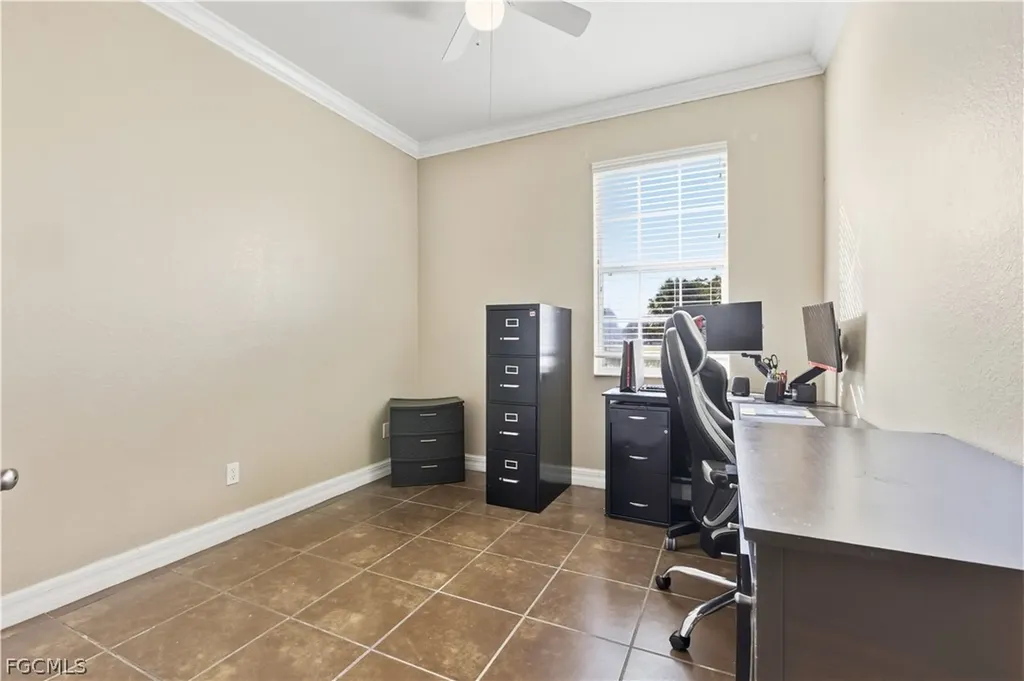 4263 Liron Avenue Fort Myers FL 33916