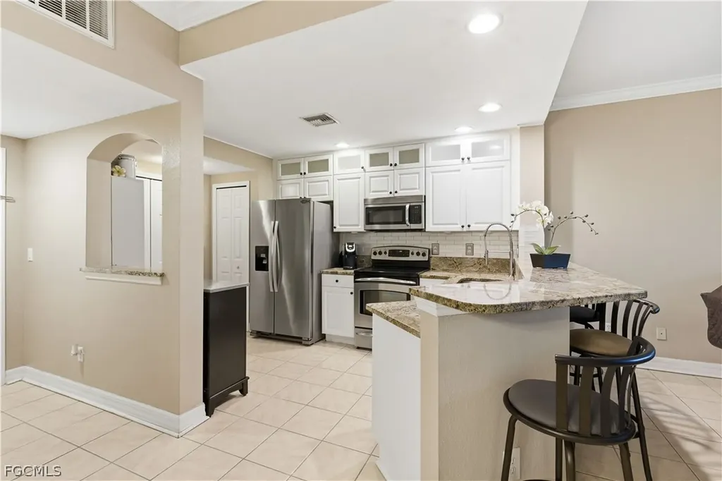 4263 Liron Avenue Fort Myers FL 33916