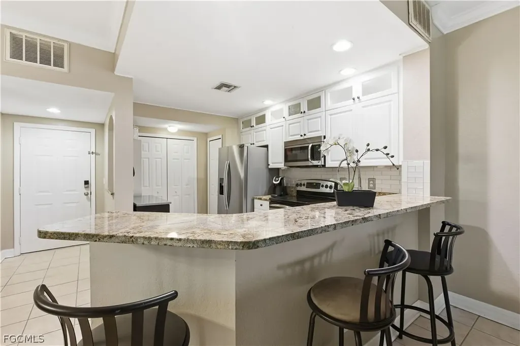 4263 Liron Avenue Fort Myers FL 33916