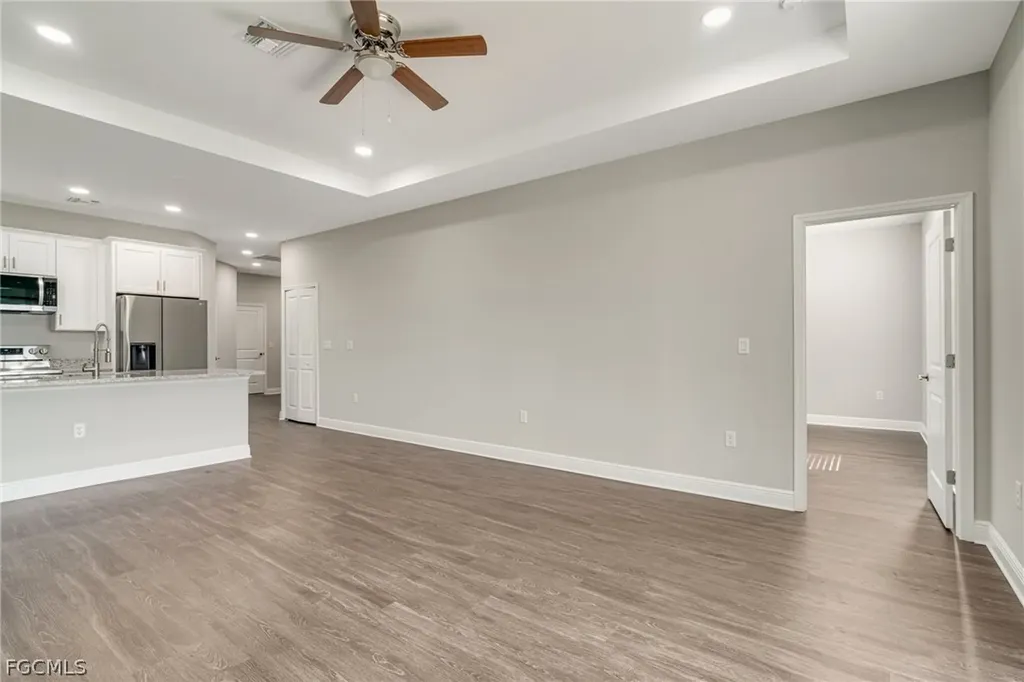 809 Agnes Avenue Lehigh Acres FL 33971