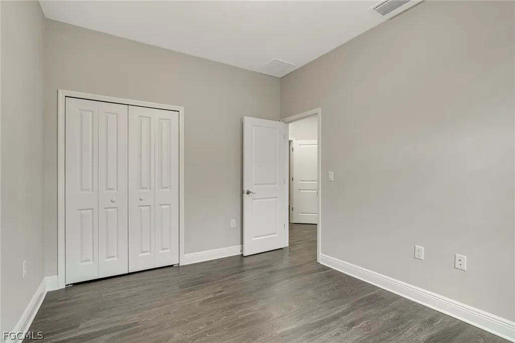 809 Agnes Avenue Lehigh Acres FL 33971