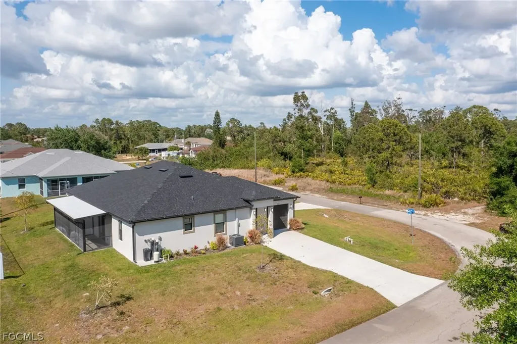 809 Agnes Avenue Lehigh Acres FL 33971