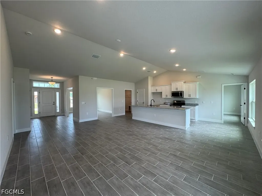 3419 NW 45th Avenue Cape Coral FL 33993