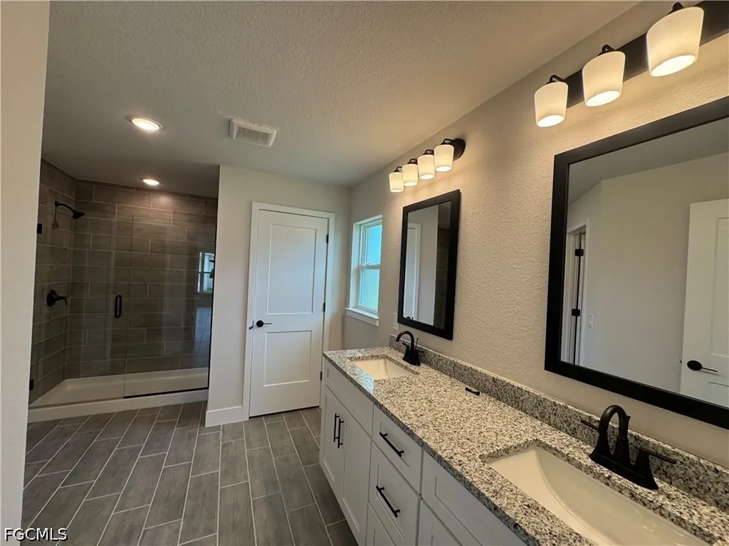 3419 NW 45th Avenue Cape Coral FL 33993