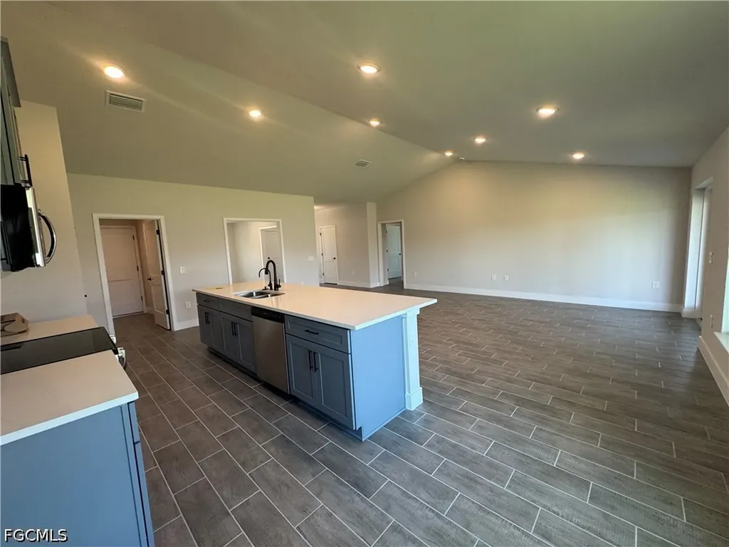 4112 NW 37th Street Cape Coral FL 33993