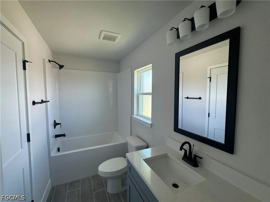 4112 NW 37th Street Cape Coral FL 33993