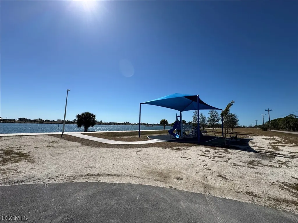 4112 NW 37th Street Cape Coral FL 33993