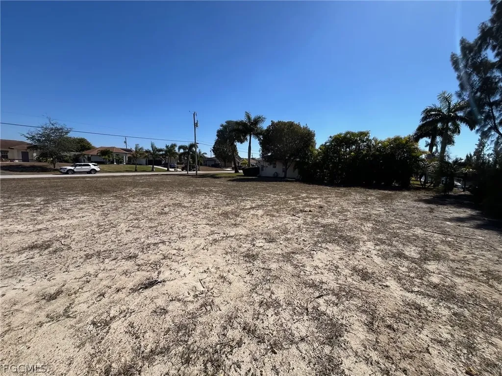 3748 SW 11th Place Cape Coral FL 33914