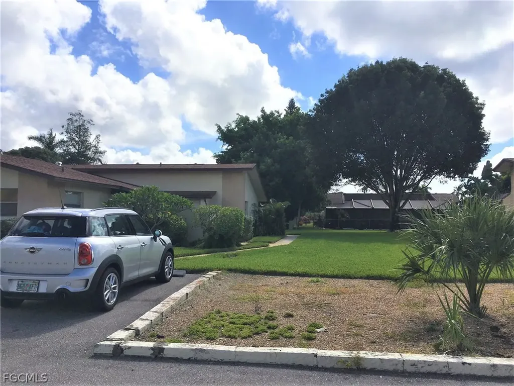 6194 Principia Drive Fort Myers FL 33919