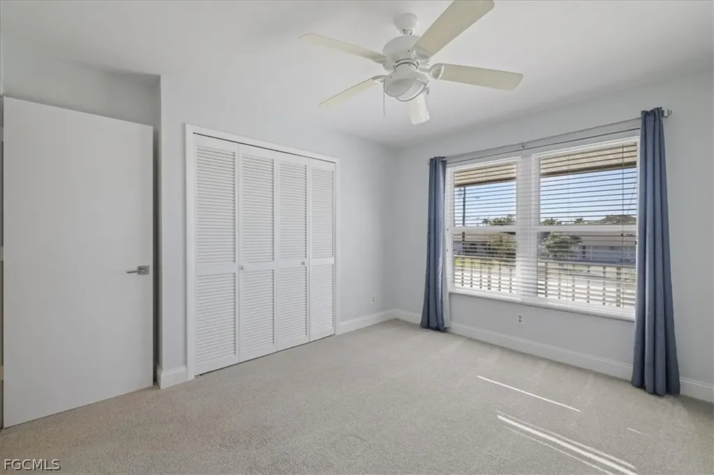 4211 SE 19th Place Cape Coral FL 33904