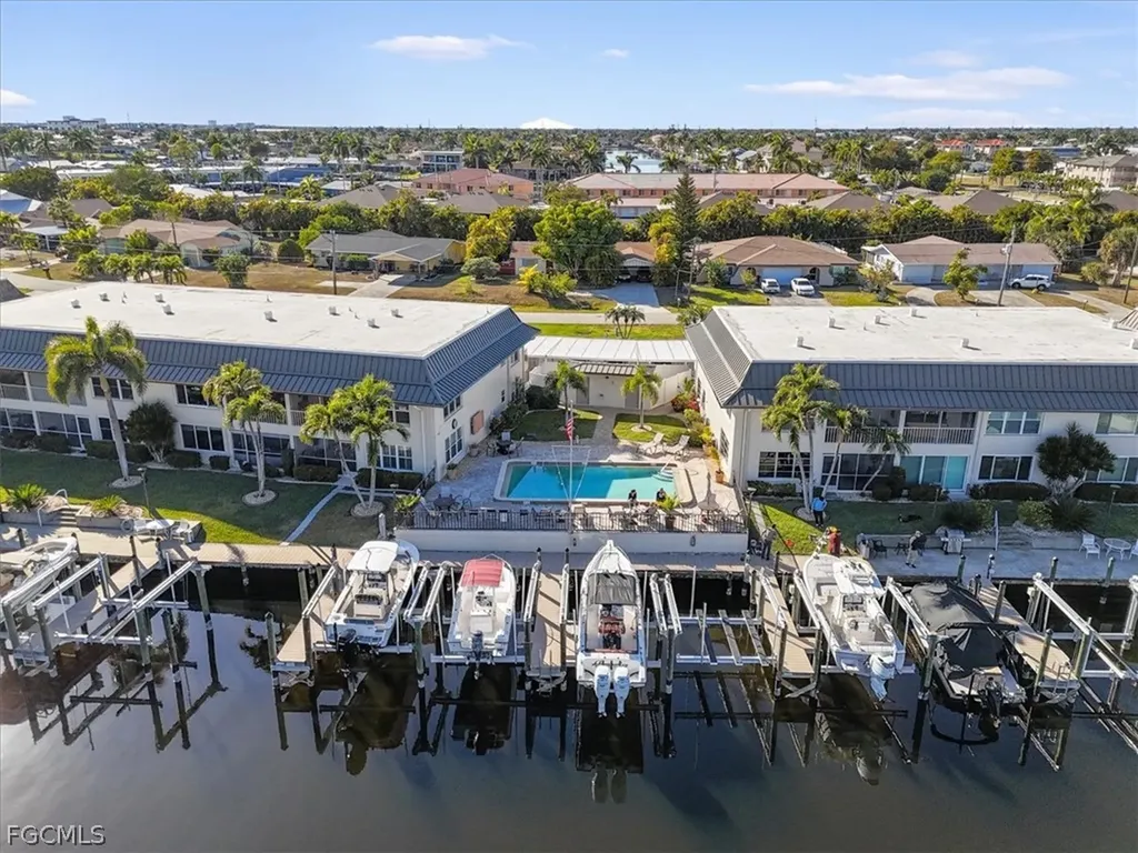 4211 SE 19th Place Cape Coral FL 33904
