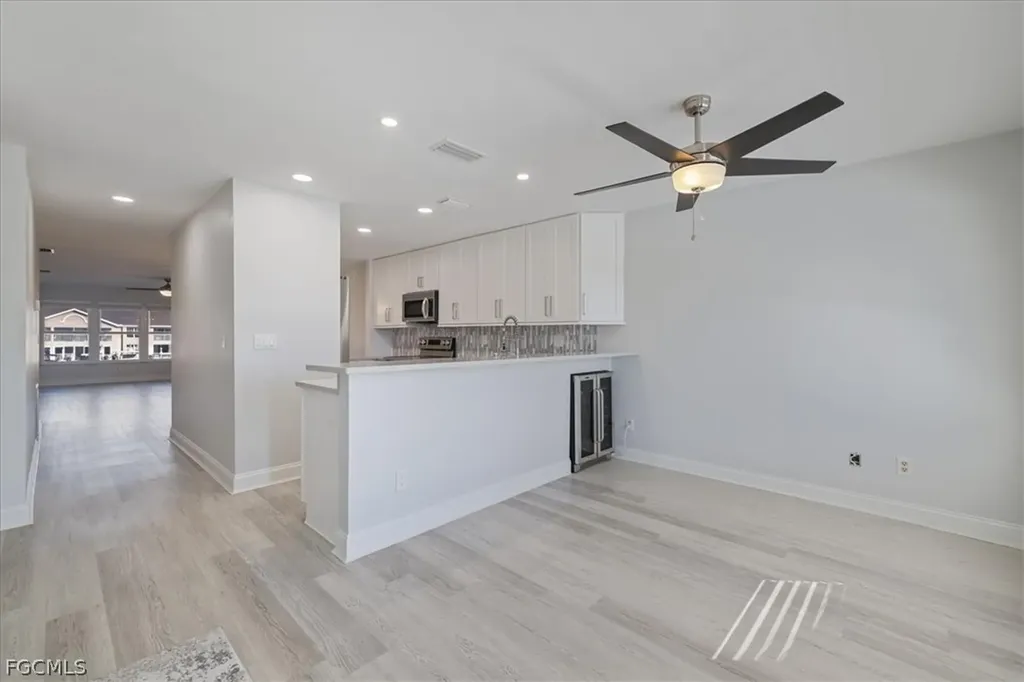 4211 SE 19th Place Cape Coral FL 33904