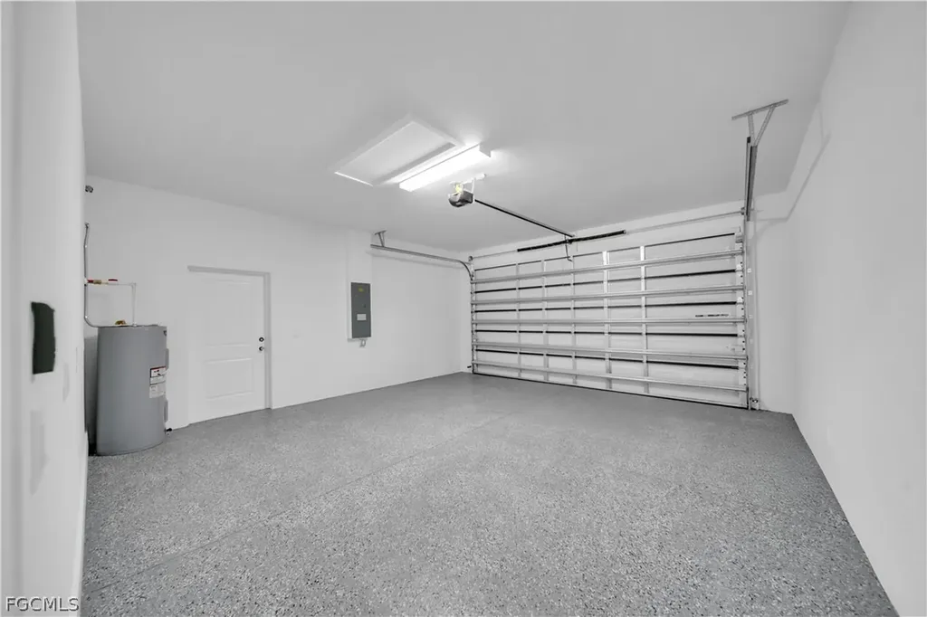 2903 Villa Avenue S Lehigh Acres FL 33976