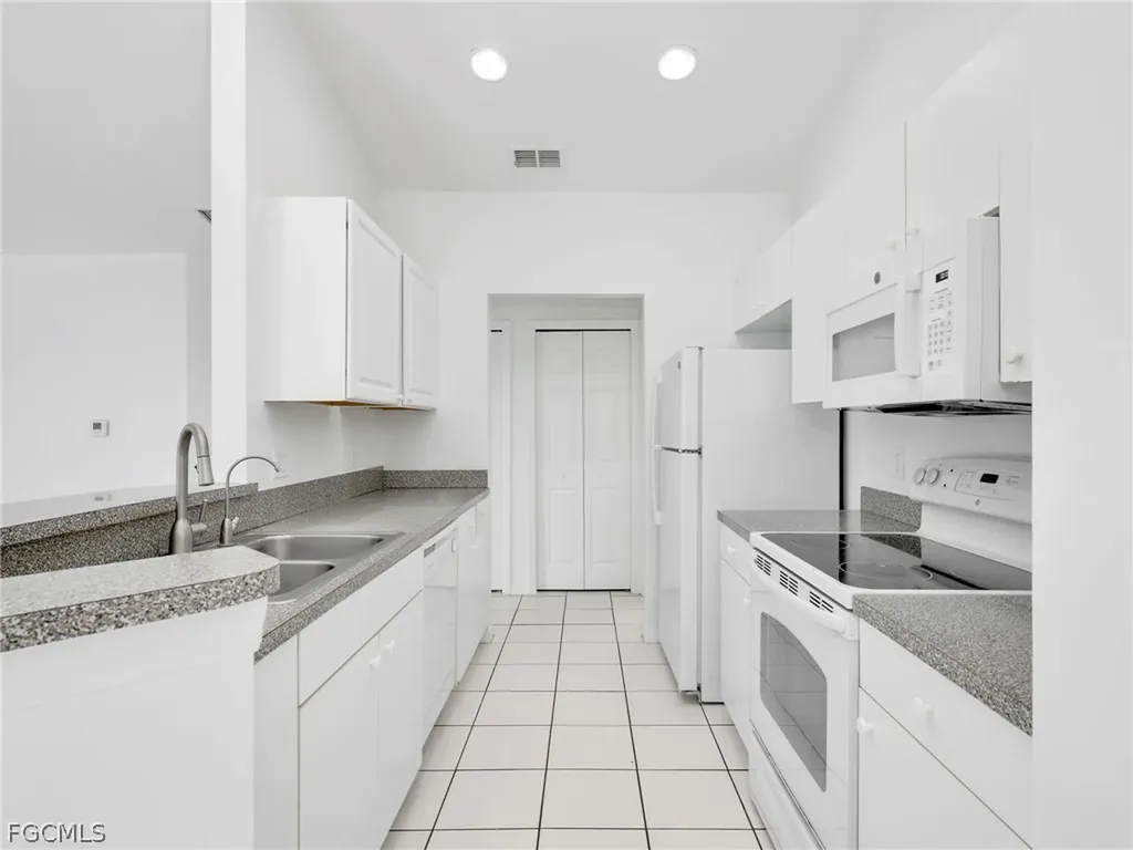 1541/1543 Hightower Avenue S Lehigh Acres FL 33973