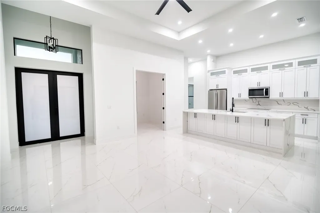 9 NW 12th Place Cape Coral FL 33993