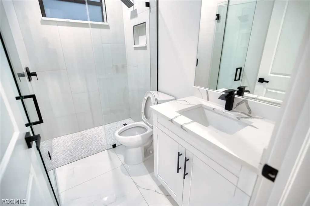 9 NW 12th Place Cape Coral FL 33993