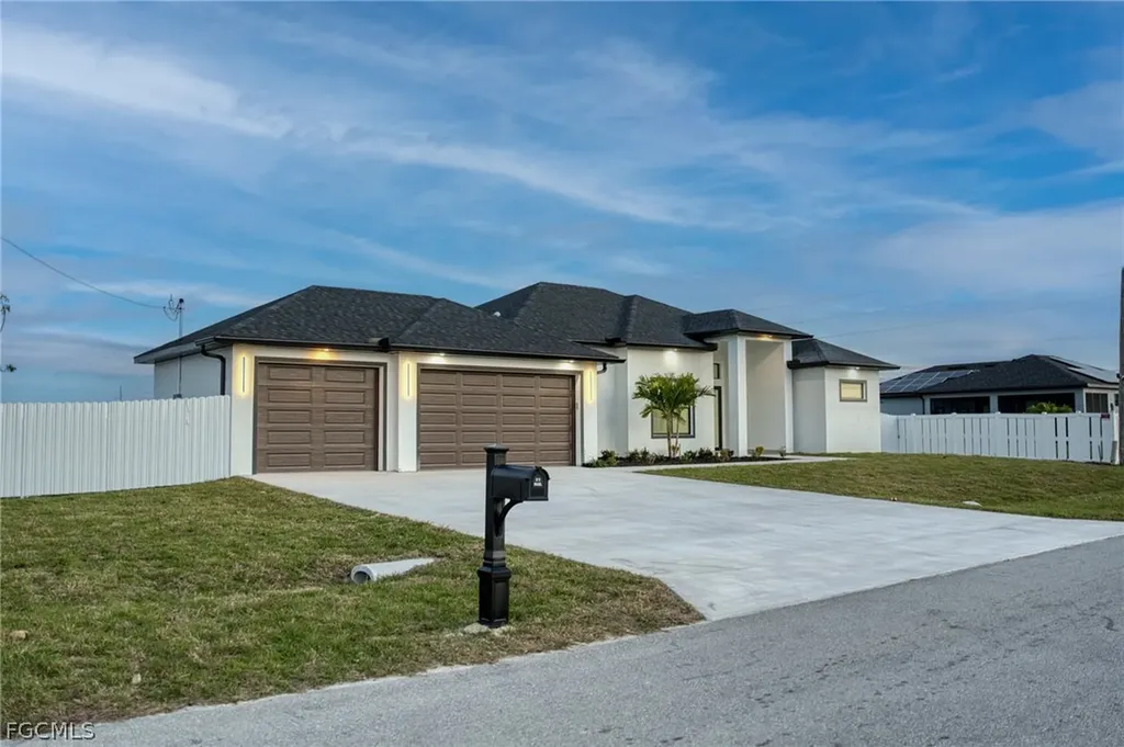 9 NW 12th Place Cape Coral FL 33993