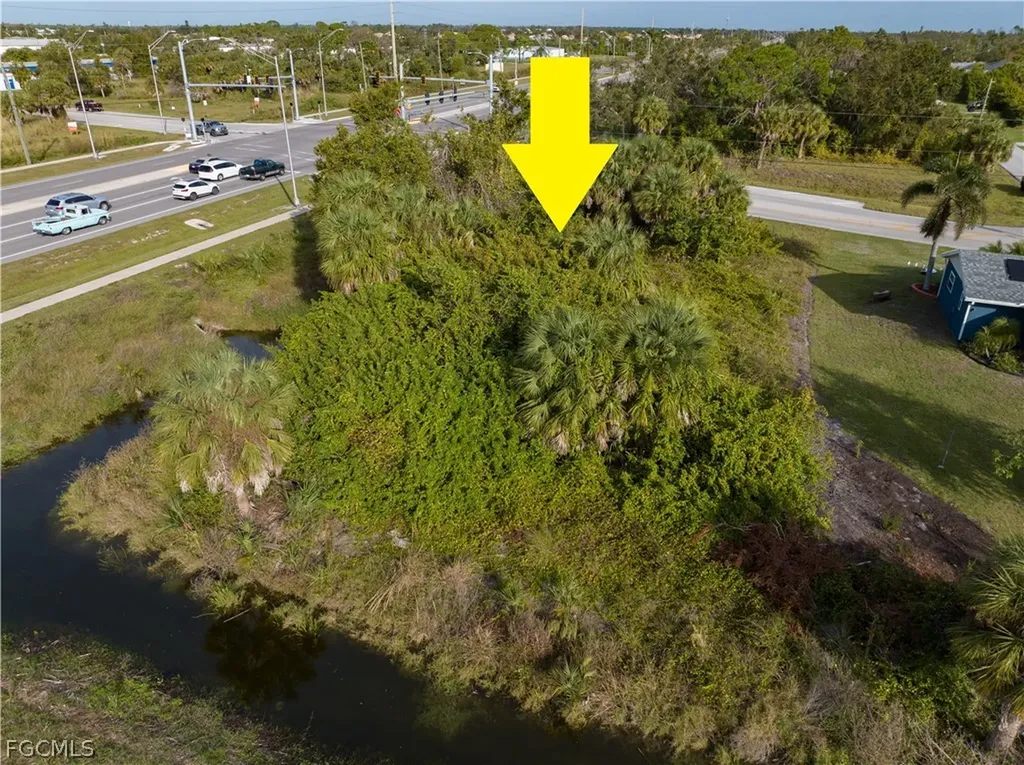 9025 Fruitland Avenue Englewood FL 34224