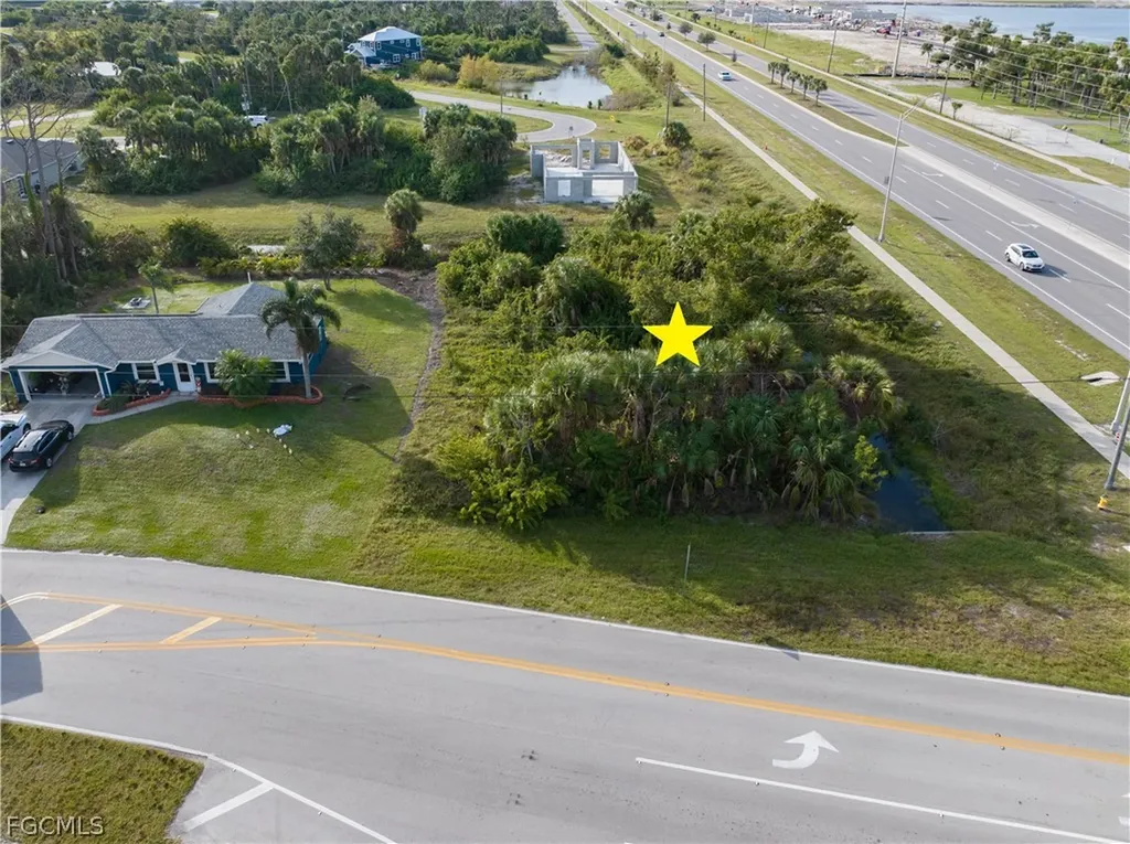 9025 Fruitland Avenue Englewood FL 34224